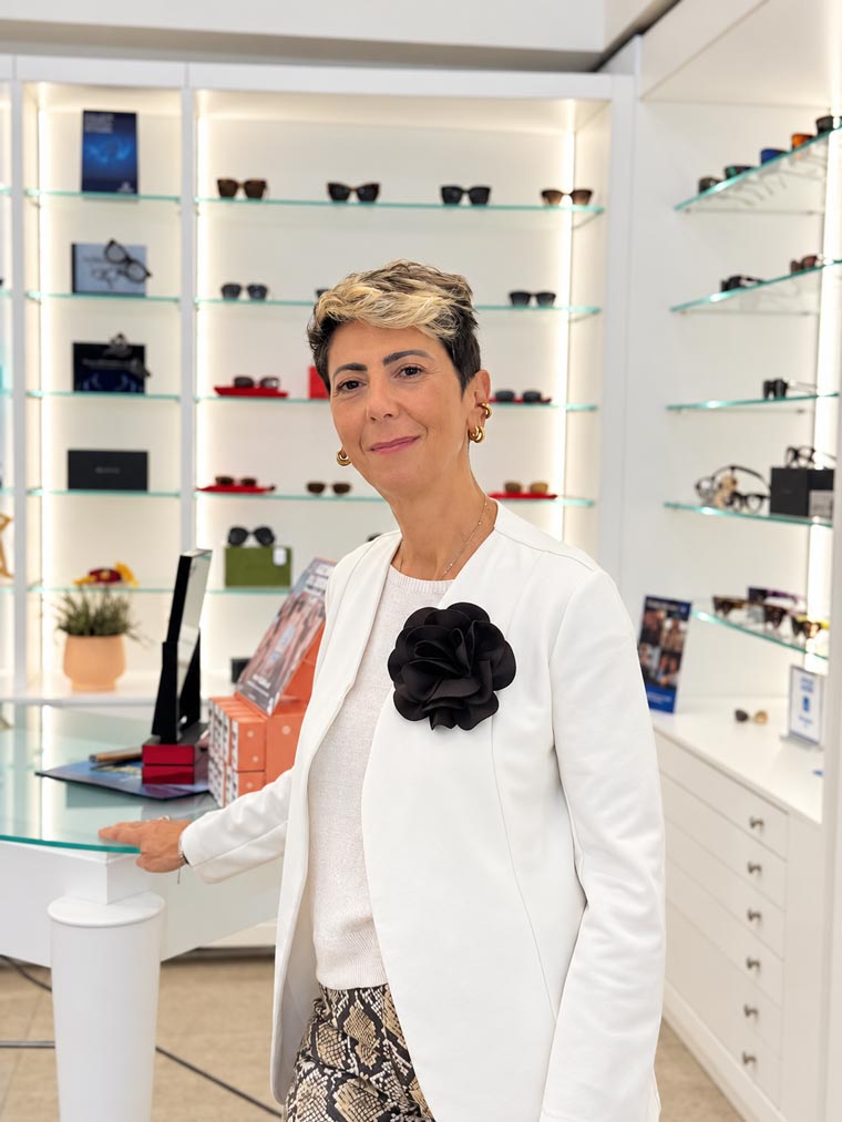 Vanessa, Ottica Cassar